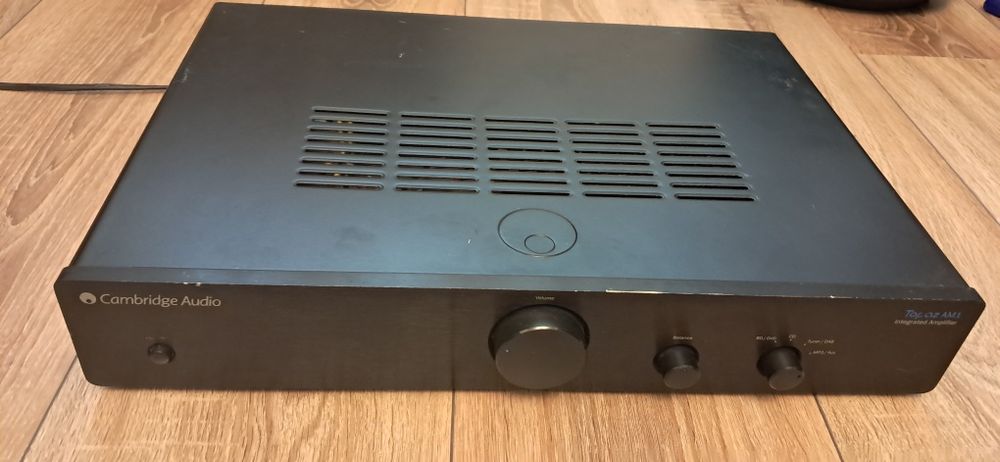 Amplificator Cambrige Audio Topaz Am1