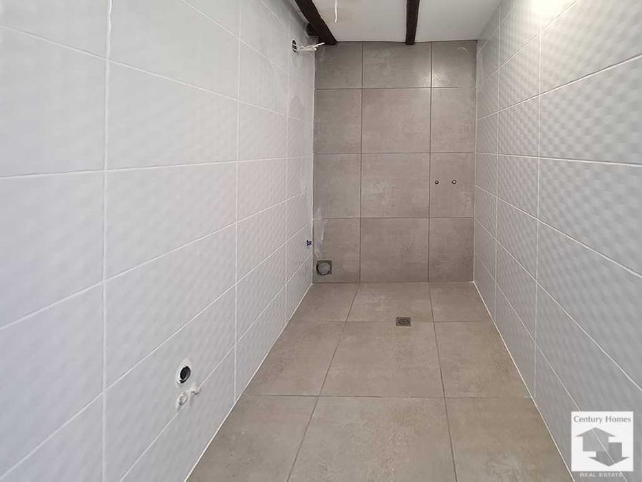 140324 Изцяло реновирана къща, с кладенец и гараж, в с. Дъскот