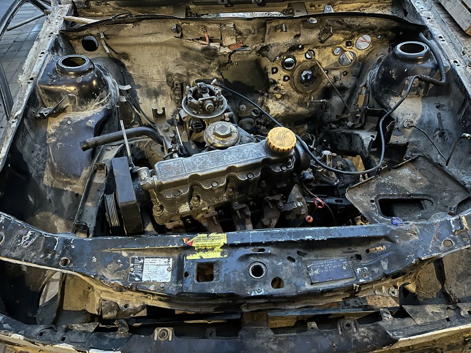 Двигатель и коробка опель вектра 1992 1.6