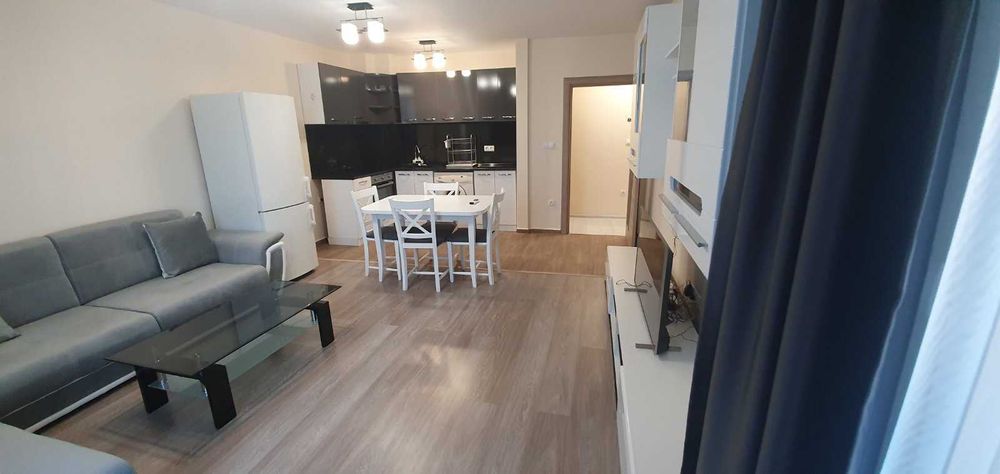 Дава се под наем Двустаен апартамент в Пловдив, Кършияка - 65 кв.м за 425 € - Снимка #1