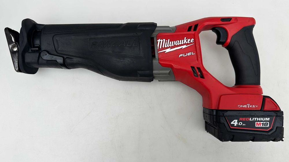 Milwaukee M18 ONESX - Акумулаторен безчетков саблен трион перфектен!