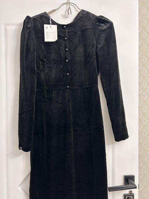 Платье новая размер 42-44