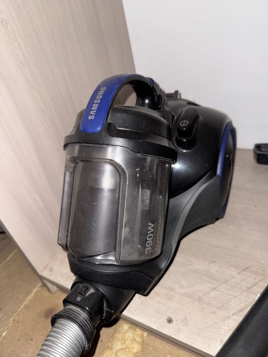 Продам пылесос Samsung