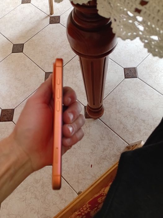 Продается айфон 17про 256гб