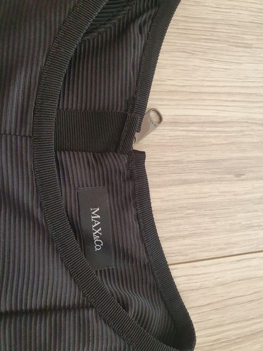 Rochie neagra Max&co