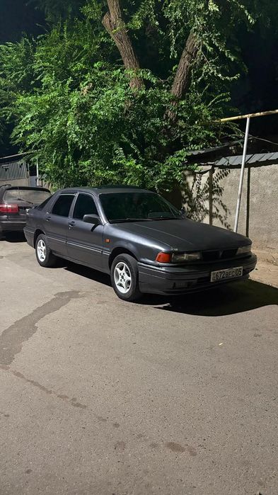 Mitsubishi galant