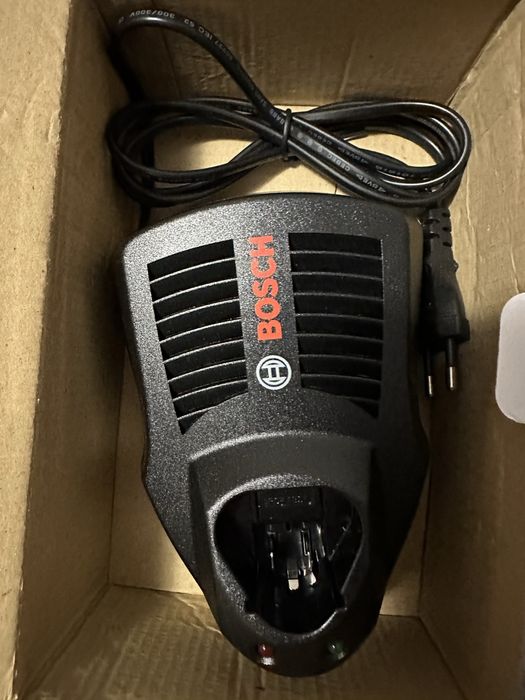 BOSCH AL 1130 CV Incarcator Acumulator LI-ION 10.8V / 12V