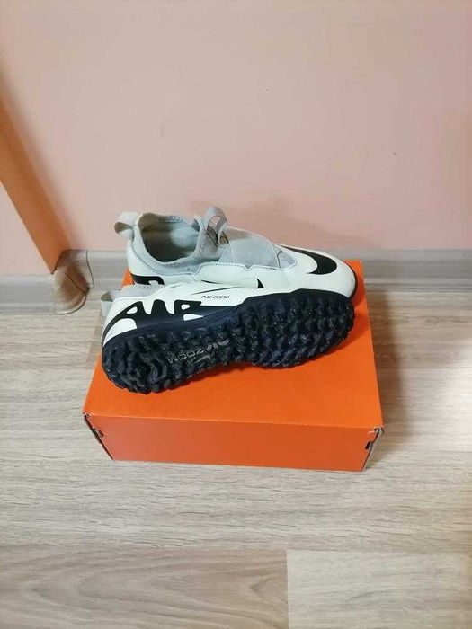 Продавам стоножки  35 номер (22см) 65лв