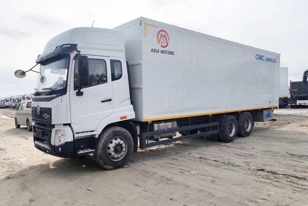 HOWO V5Х фургон NEW
Двигатель: 270 л/с WEICHAI
КПП: 8 ст
Кабина: V5 с