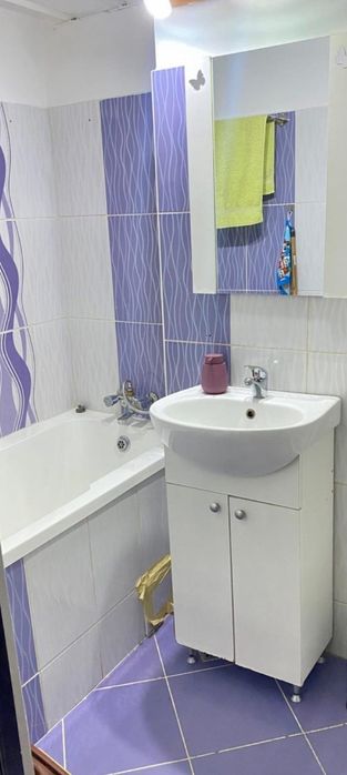 Închiriez apartament