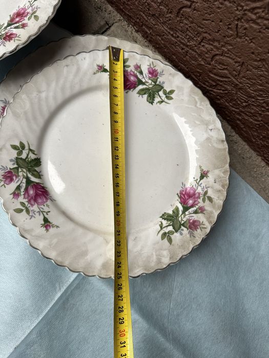 Продам посуду - тарелки.