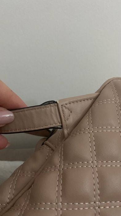 дамска раница Guess