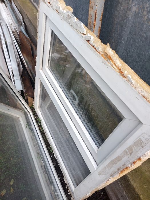 Продам окна пластиковые целые