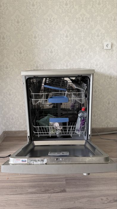 Продам посудомоечную машину Bosch SilencePlus