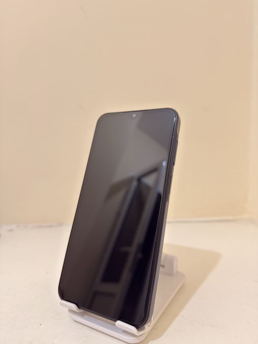 Samsung a15 (6/128 GB) zor holatda srochna sotiladi