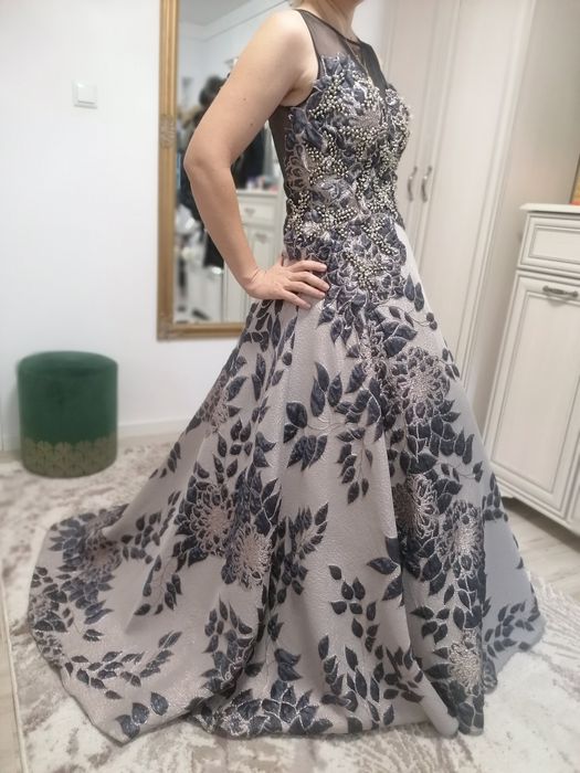 Vand rochie ocazie, nasa, mărimea M, sau 38