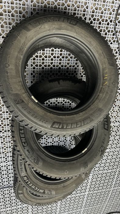 Продам мишлен шины зимние
