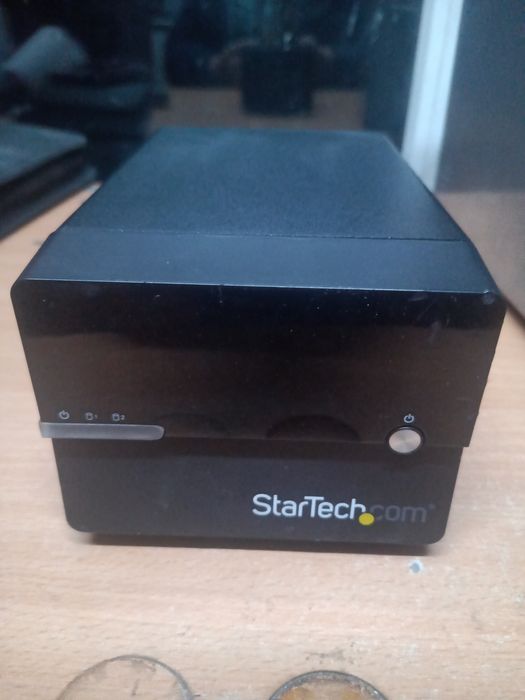 Vând hdd extern startech