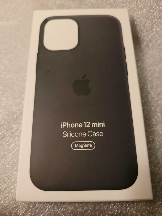 Husa de protectie Apple Silicone pentru iPhone 12 mini, MagSafe, Negru