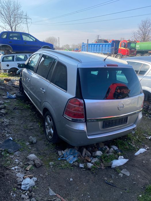 Опел зафира б 2.2 бензин на части