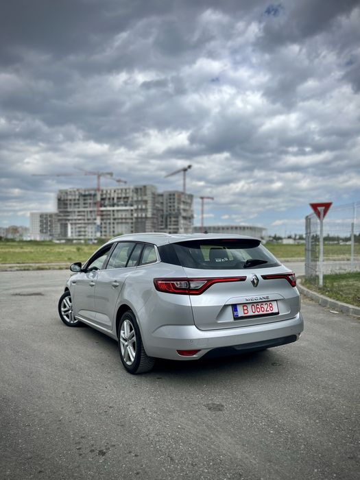 Renault Megane4/ 1.5dci// AUTOMAT EDC//Istoric//Garantie//KeyLess//Lane Assist//Navi/LED