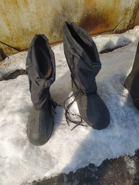 Резиновые сапоги 3 шт.