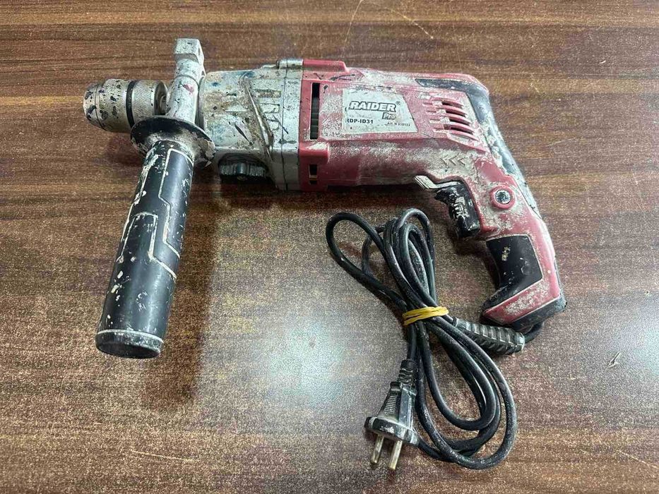 Бормашина Raider RDP-ID31 1050W 13мм