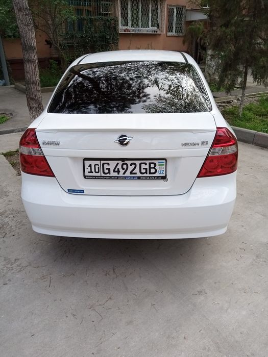 Nexia 3 срочно сотилади