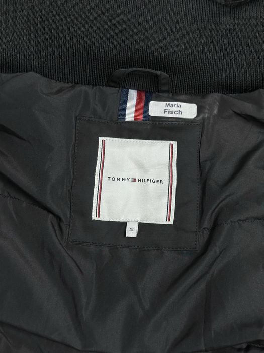 Дамско зимно яке Tommy Hilfiger – размер XL, отлично състояние