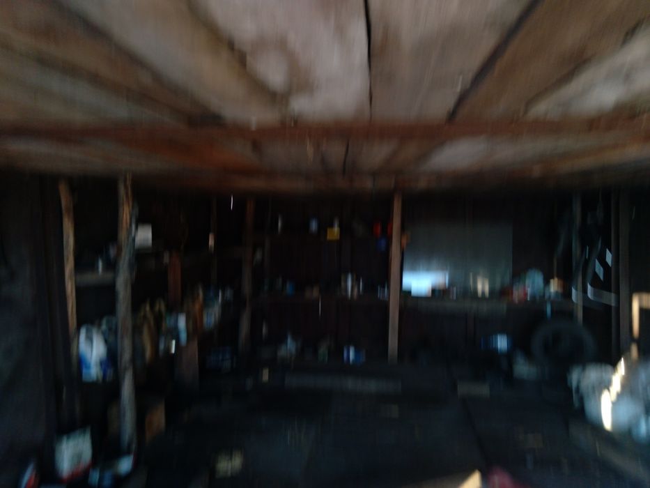 Гараж железный .