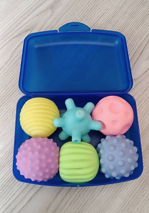 Jucării pentru nou-născuți