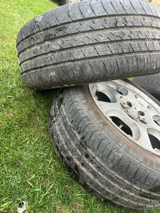 Продам колёса с дисками 225/50/r17