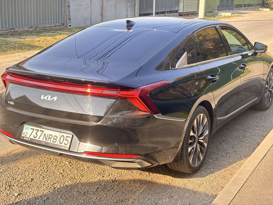 Продам автомобиль Киа К8