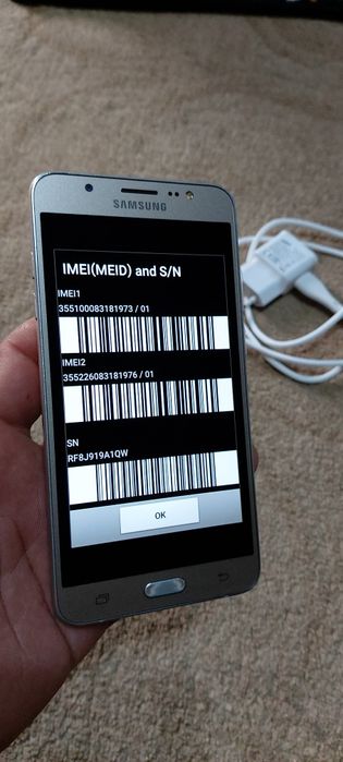 Телефон Samsung J7 2016