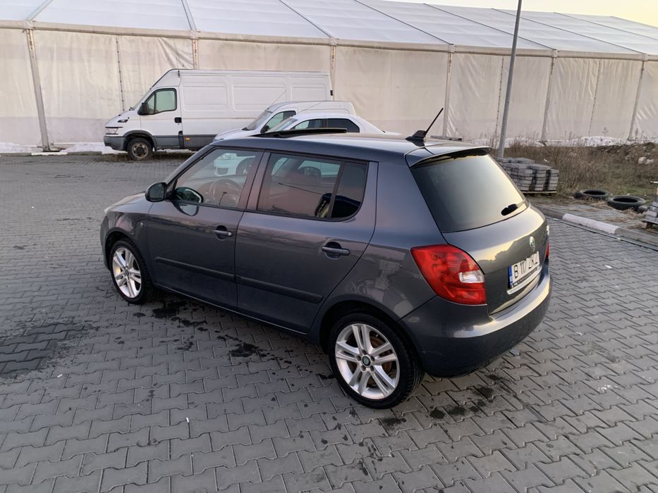 SKODA Fabia 2011 — imagine 3