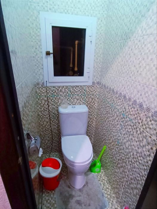 Srochni qizlarga kvartira sheriklikka