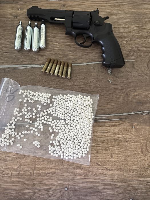 Pistol airsoft model S&W 357 magnum