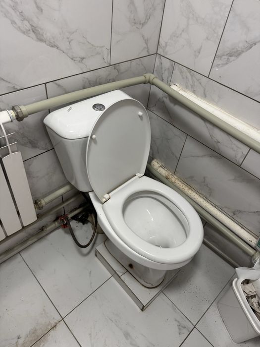 Туалет унитаз рабочий