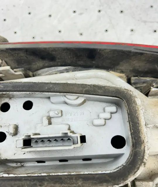 Lampa / Tripla stop dreapta pe aripa 6Q6945258A Volkswagen VW Polo