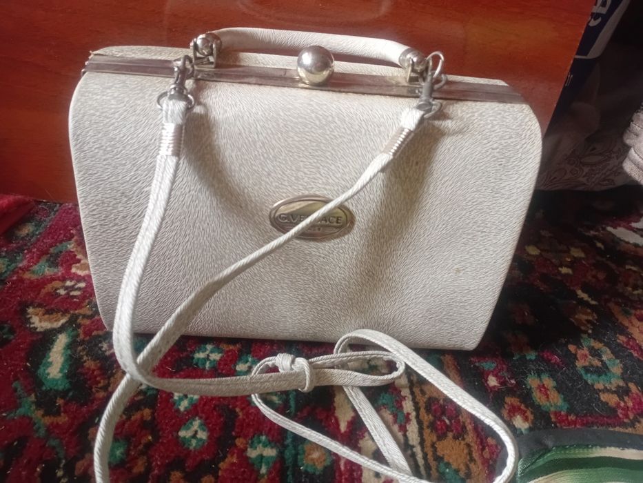 Сумкала сотилади хаммаси бутун оптом сотилади