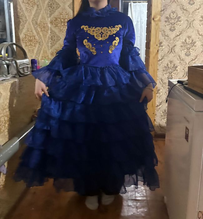 Национальный вещи,в хорошем состояние сшиты на заказ