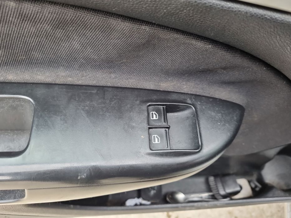 Butoane comanda geamuri sofer Skoda Octavia 2 (1Z3) [Fabr 2004-2013]