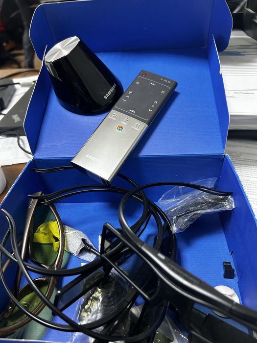 3 D очки и пульт SAMSUNG