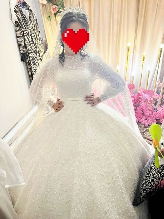 Kelin koʻylaklar prakatga beriladi va sotiladi