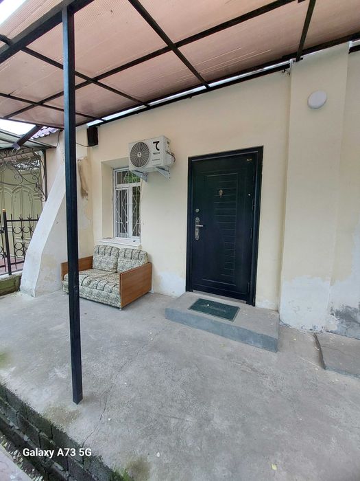 Uy sotiladi srochno!