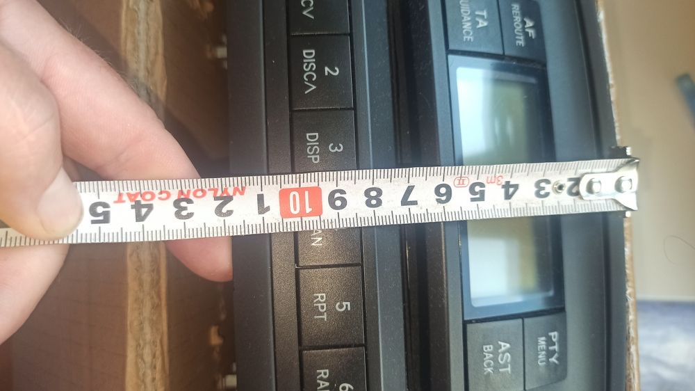 CD player за Toyota Corolla (E120; E130) (2000-2007)