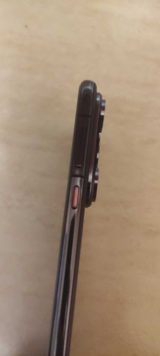 Продавам Huawei 70 PRO H-MAGE Закупен днес от Виваком