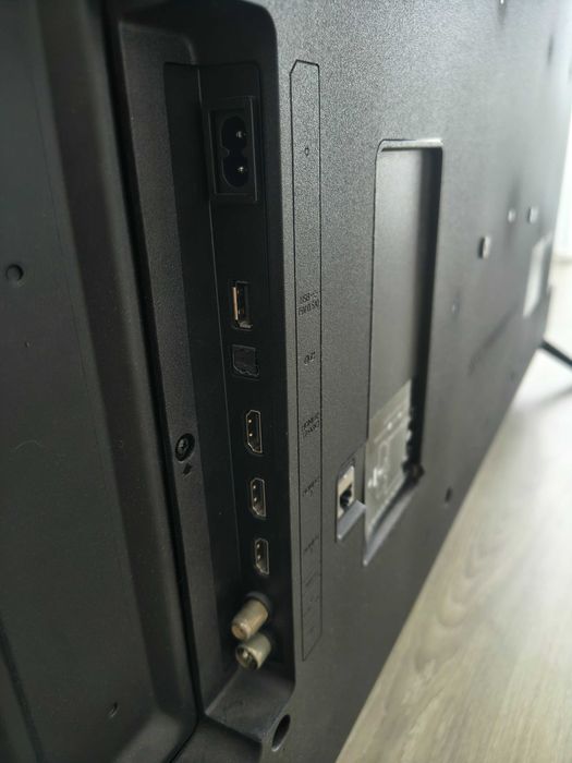 Vând televizor Samsung defect