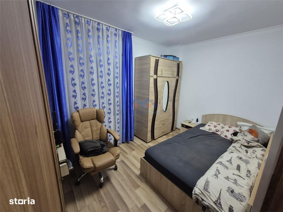 Apartamet 4 camere, decomandat,2 bai, Ampoi 3, 2 locuri parcare