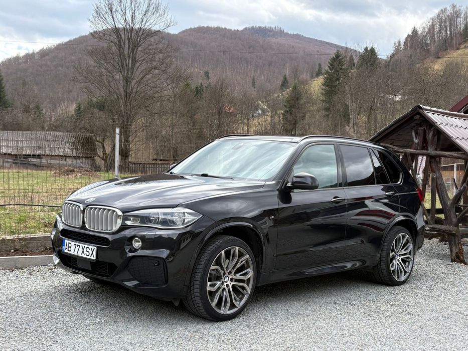 Vând BMW X5 313 CP M